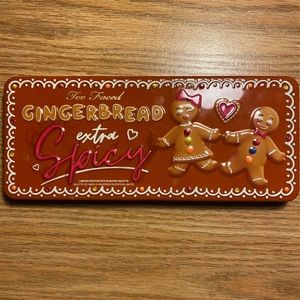 Too Faced Gingerbread Extra Spicy Seasonal Limited Eyeshadow Pallet